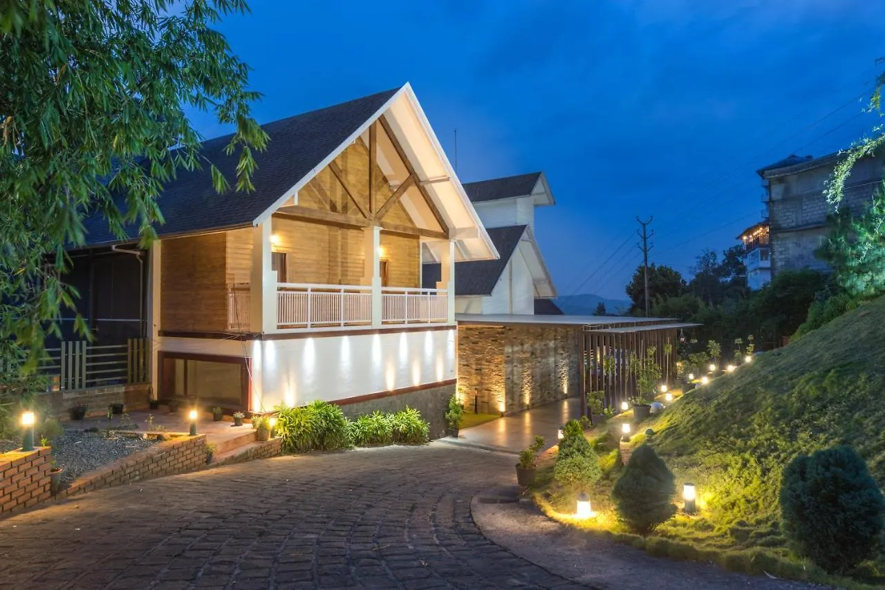 **** Hotel Trivers Resort Munnar India
