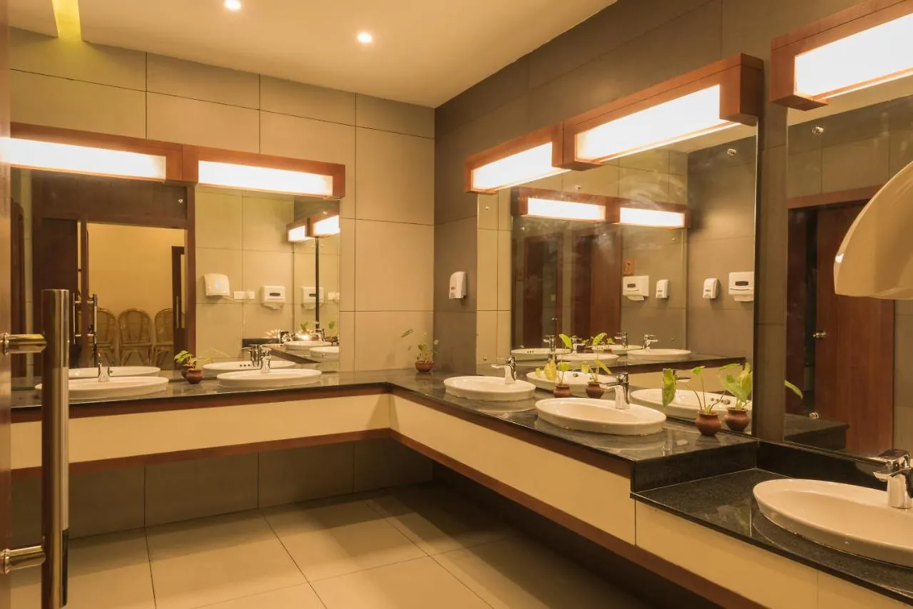 Hotel Trivers Resort Munnar