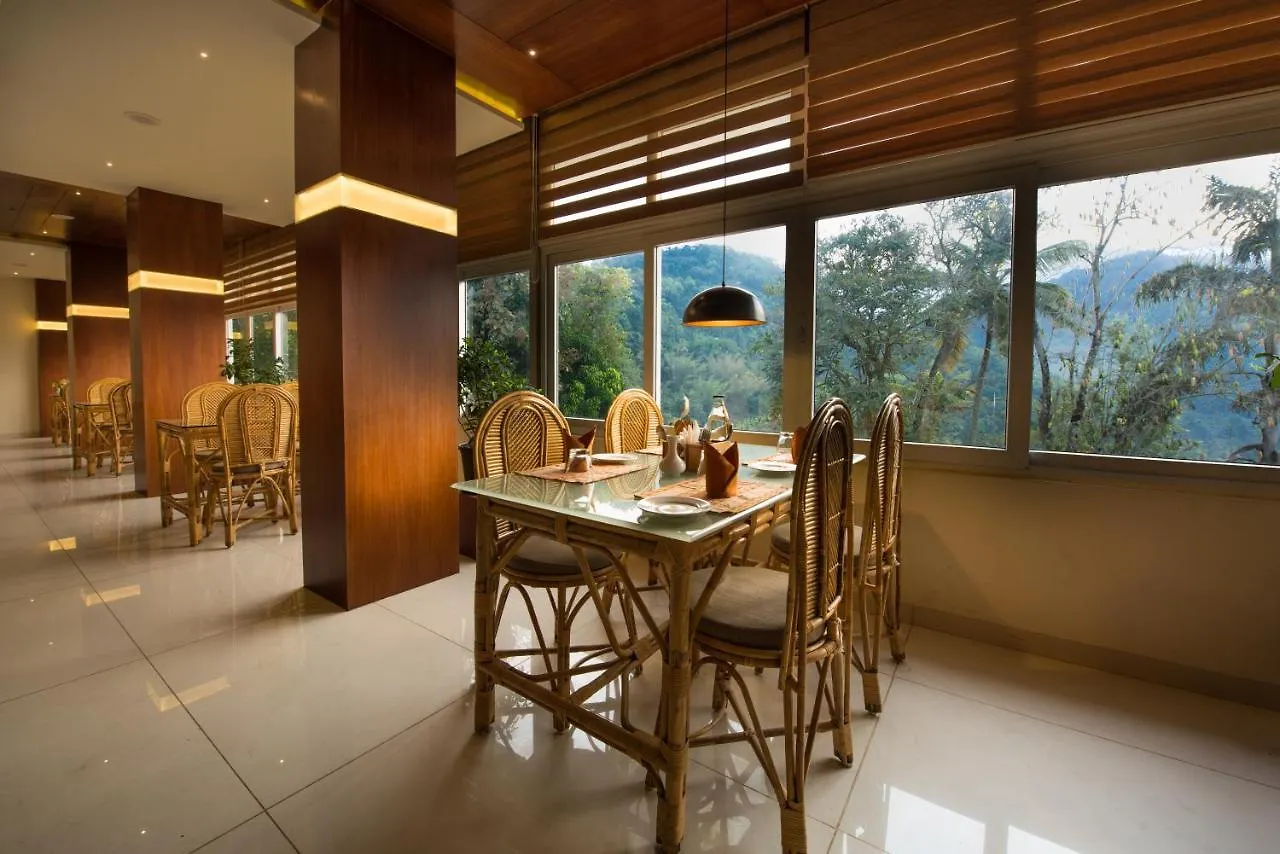 **** Hotel Trivers Resort Munnar India